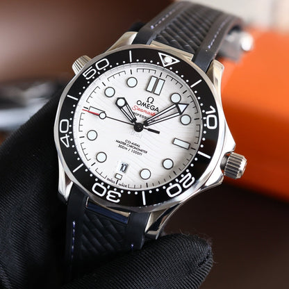 Omega Seamaster Diver 300M Cadran Blanc