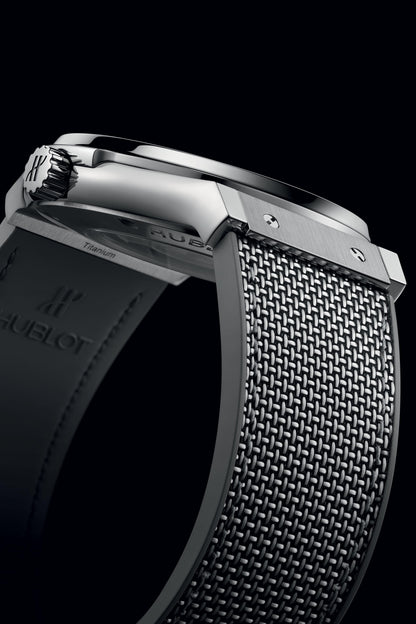 Hublot Classic Fusion Titanium Grau