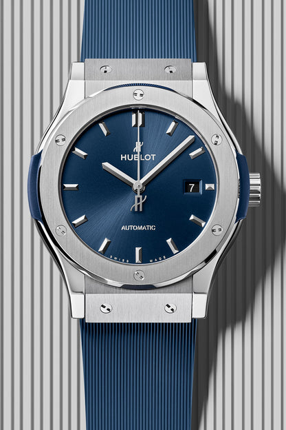 Hublot Classic Fusion Titanium Blau