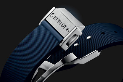 Hublot Classic Fusion Titanium Blau