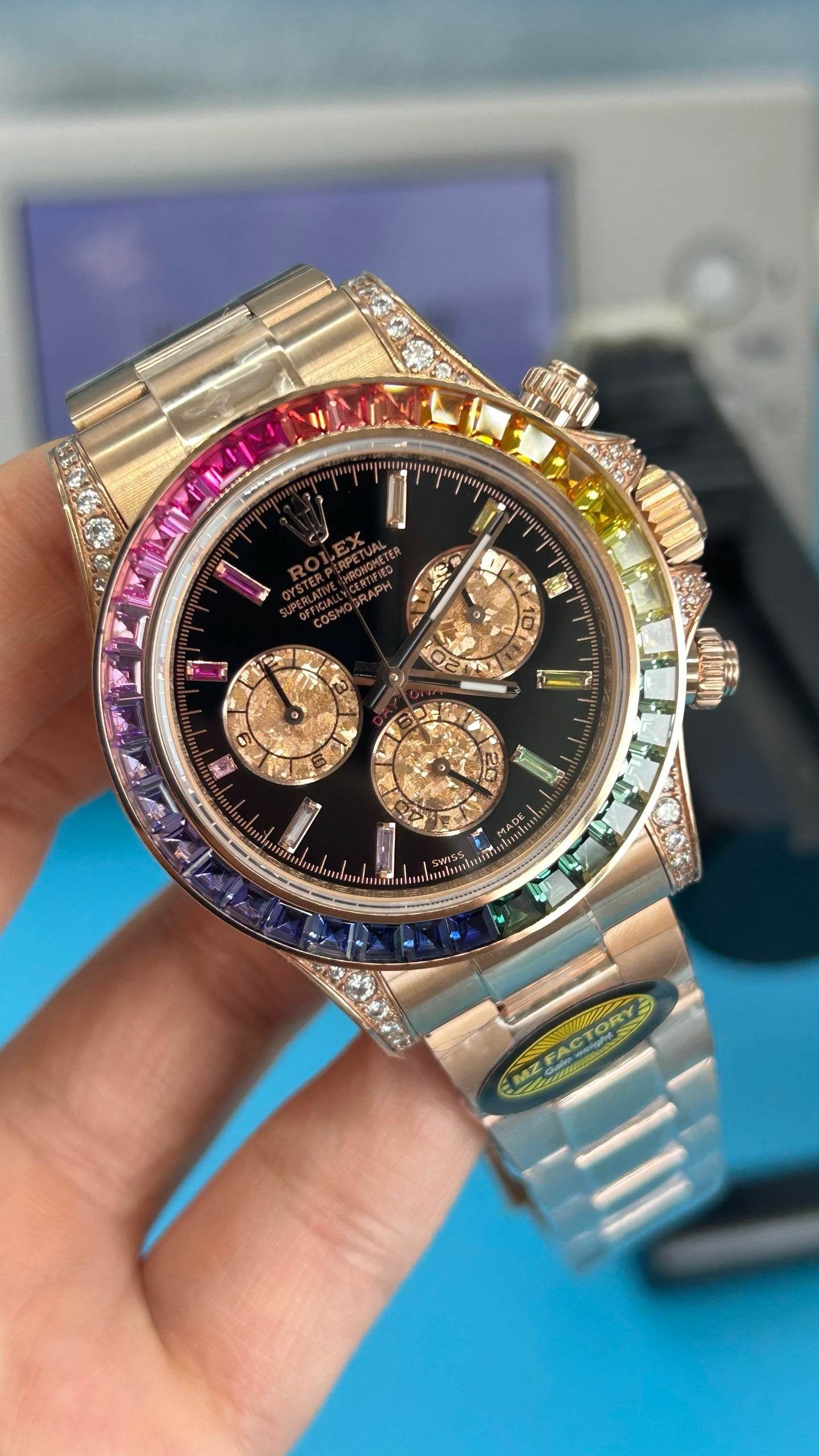 Rolex Daytona 'Rainbow' MZ SUPER CLONE Rose Gold Black Dial Sapphire Bezel