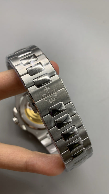 Patek Philippe Nautilus 5811/1G-001 White Gold Blue Dial (2025)
