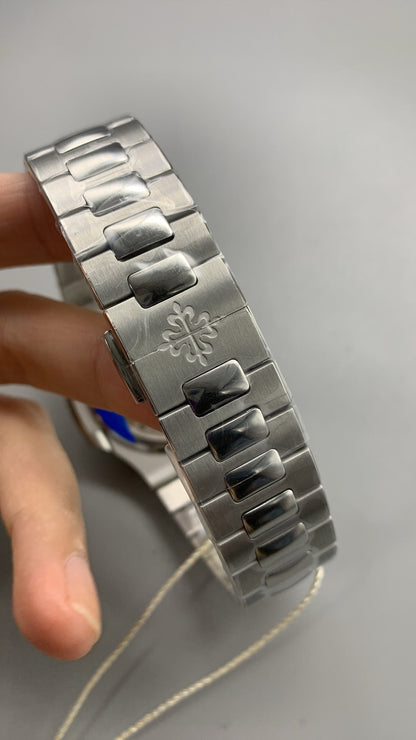Patek Philippe Nautilus Moon Phase Stainless Steel 5712/1A-001