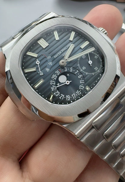 Patek Philippe Nautilus Moon Phase Stainless Steel 5712/1A-001