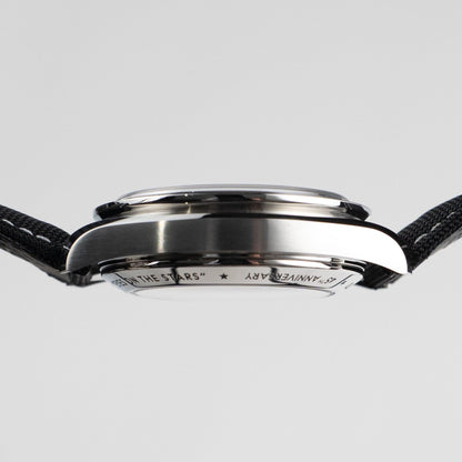 Omega Speedmaster 311.32.42.30.04.003 Silver Snoopy Apollo XIII 45th Anniversary Edition Stainless Steel White Dial Limited Edition of 1970 (2015)