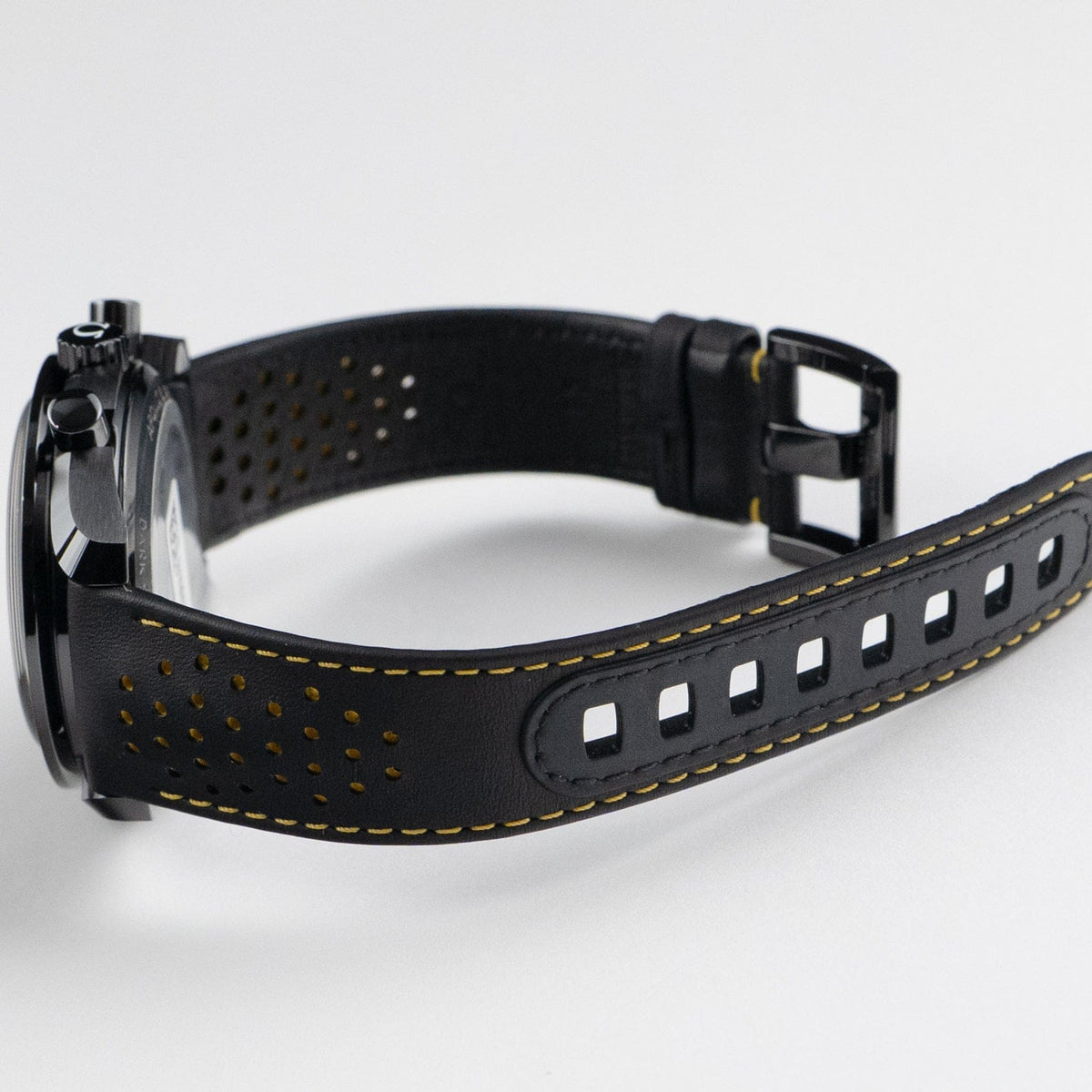 Omega Speedmaster 311.92.44.30.01.001 Dark Side of the Moon Apollo 8 Edition Black Ceramic Black Dial (2021) 44.25 MM