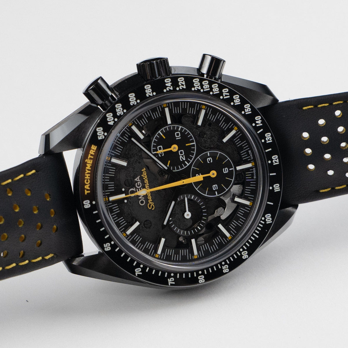 Omega Speedmaster 311.92.44.30.01.001 Dark Side of the Moon Apollo 8 Edition Black Ceramic Black Dial (2021) 44.25 MM