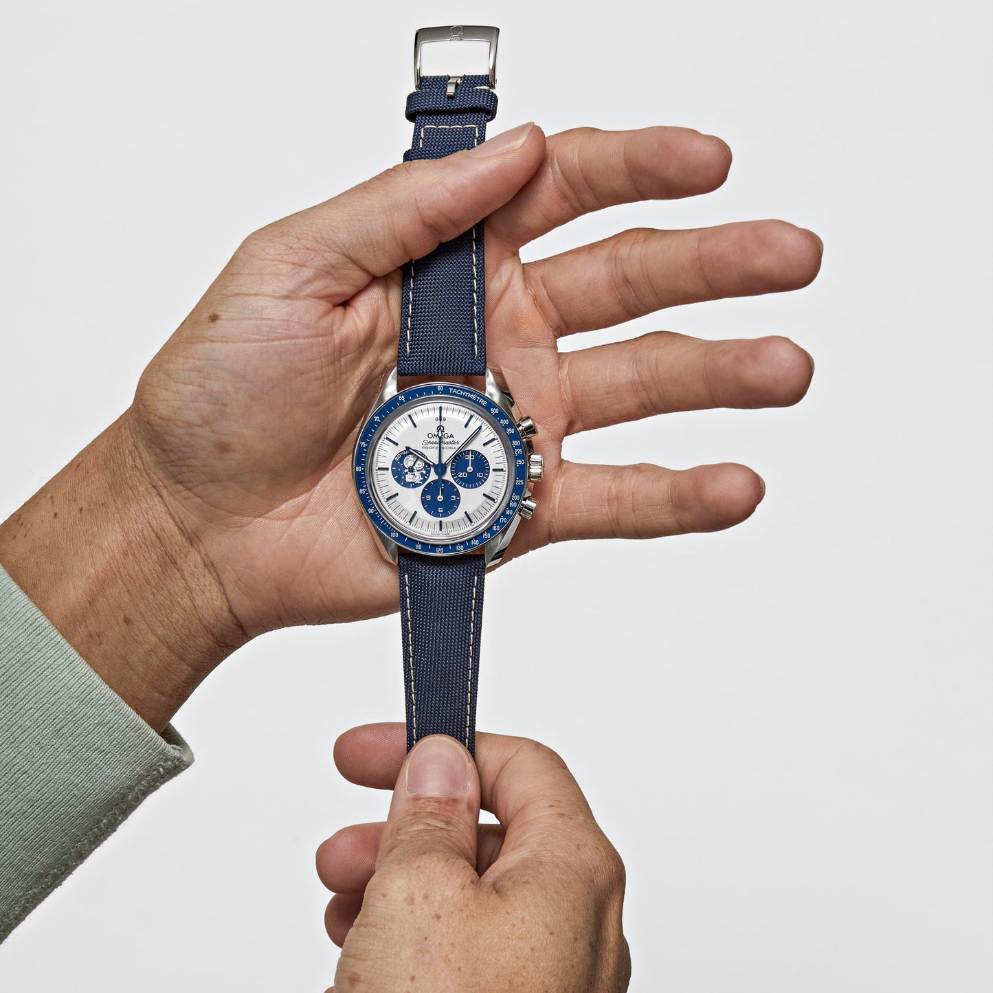 Omega Speedmaster Moonwatch 310.32.42.50.02.001 „Silver Snoopy Award“ Anniversary Series