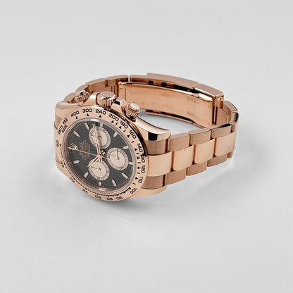 Rolex Daytona 126505 Or Rose Cadran Noir Vif (2024)