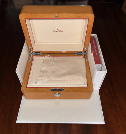 Boîte de montre Omega